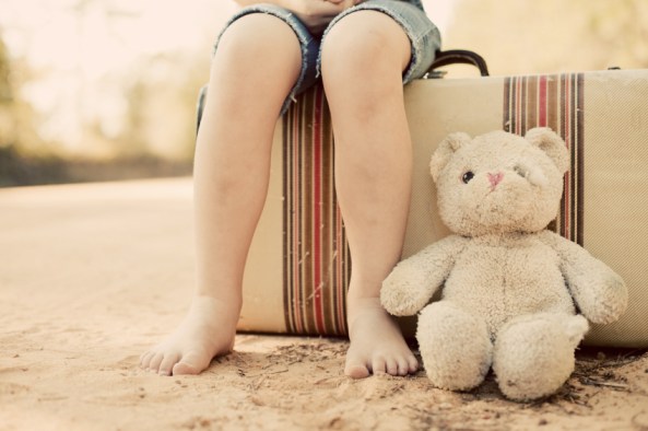 STUFFED ANIMAL & SUITCASE-SEVENTIES